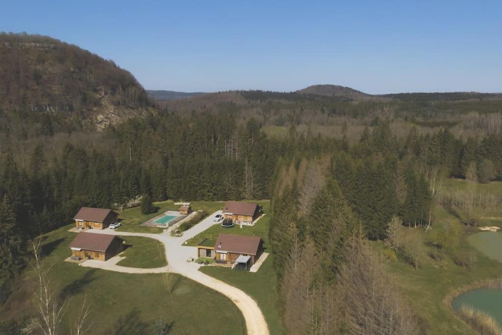 Gite Jura Mina Chalet Au Milieu De La Nature Βίλα Ney Εξωτερικό φωτογραφία