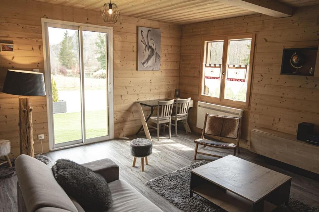 Gite Jura Mina Chalet Au Milieu De La Nature Βίλα Ney Εξωτερικό φωτογραφία
